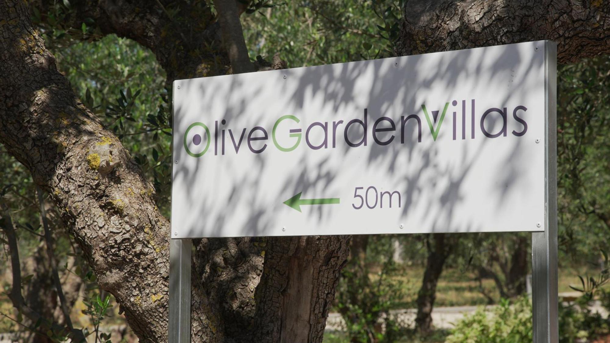 Olive Garden Villas Costa Navarino Eksteriør billede